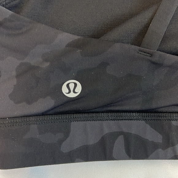 Lululemon Energy Bra
Incognito Camo Multi Grey - Picture 5 of 6